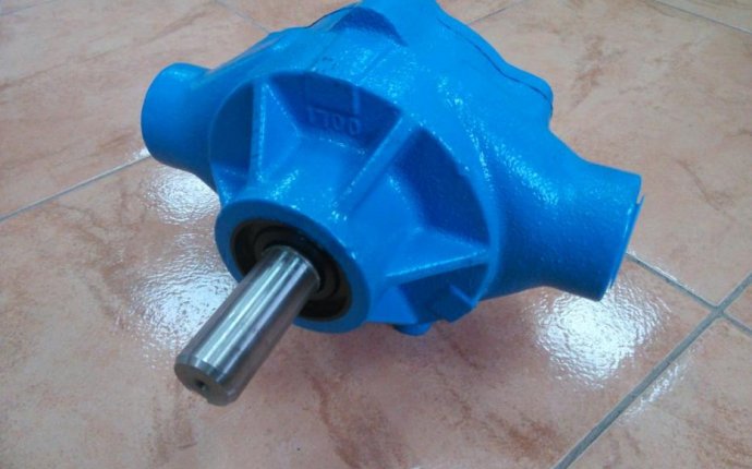 Запчасти HYPRO Насос для опрыскивателя роликовый в Саратове