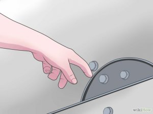 Изображение с названием Change the Oil in a Lawn Mower Step 3